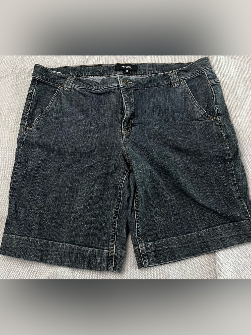 Daisy Fuentes Women's Dark Gray Denim Bermuda‎ Shorts